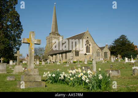 Pittoresco villaggio inglese chiesa parrocchiale, Cuckfield, West Sussex, Inghilterra Foto Stock