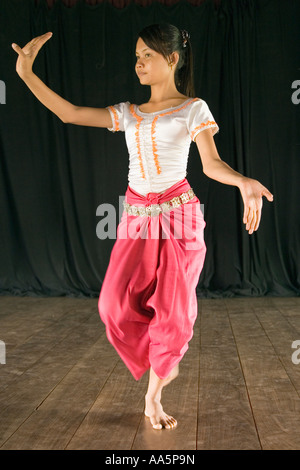 Phnom Penh Cambogia. Apsara ballerina Foto Stock