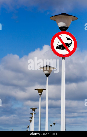 Nessun segno di pesca sulla lanterna Foto Stock