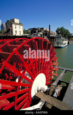 Elk260 1315 California Sacramento Città Vecchia e il fiume Sacramento fr Delta King sternwheeler Foto Stock