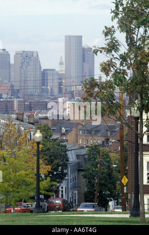 Una vista del centro cittadino di Boston da Dorchester Heights in South Boston Foto Stock