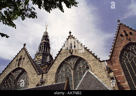 Oude Kerk un paradiso nel centro del quartiere a luci rosse di Amsterdam Olanda Foto Stock