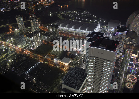 Yokohama durante la notte come visto dal Landmark Tower Foto Stock