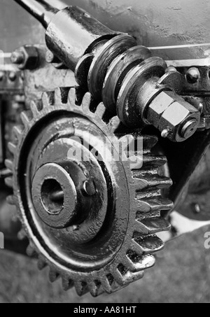 Ingranaggio a vite senza fine il meccanismo dello sterzo da un vapore alimentato il motore trazione realizzato da John Fowler & Company di Leeds Foto Stock