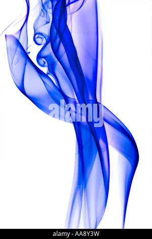 Colore fumo blu Foto Stock