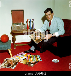 RUSS CONWAY UK pianista popolare musicista a casa circa 1962 Foto Stock