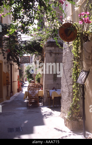 Grecia Creta pittoresco vicoletto a Rethymno Foto Stock