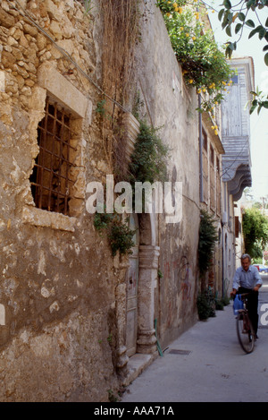 Grecia Creta pittoresco vicoletto a Rethymno Foto Stock