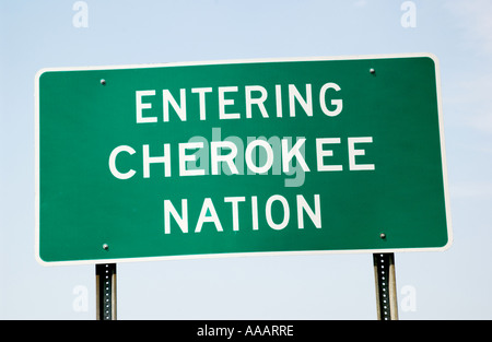 Entrando in Cherokee Nation Sign Oklahoma. STATI UNITI Foto Stock