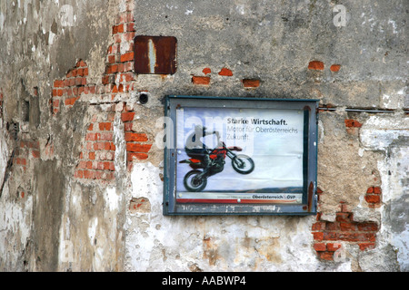 Spazio pubblicitario su un muro di casa Foto Stock