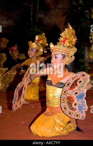 Ballerini tradizionali Bali Indonesia Foto Stock