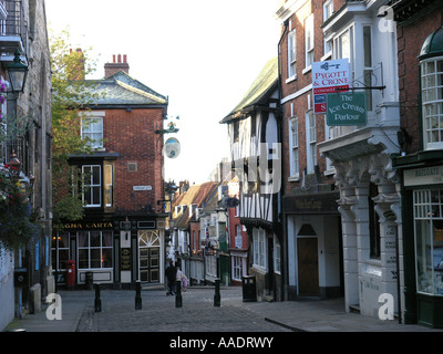 Lincoln pittoresche stradine della città vecchia Inghilterra Lincolnshire UK GB Foto Stock