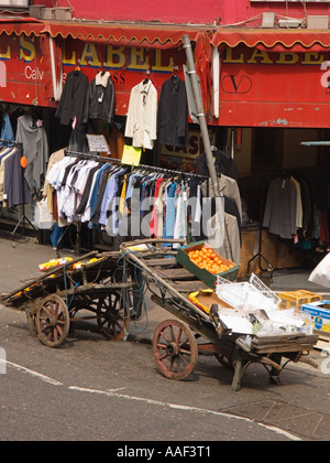 Petticoat Lane market Wentworth e Middlesex Street London Regno Unito Foto Stock