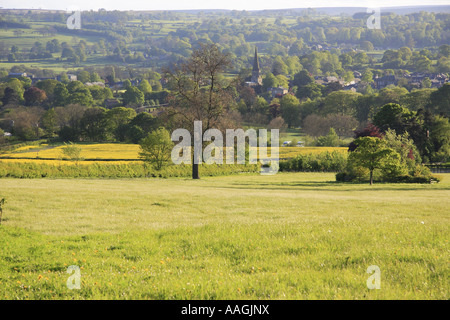 Vista su Masham da alta Burton Wensleydale North Yorkshire, Inghilterra Foto Stock