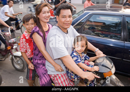 Motociclo Phnom Penh Cambogia Foto Stock