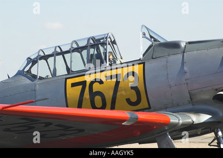 Il cockpit di un SNJ-5 a un air show. Foto Stock