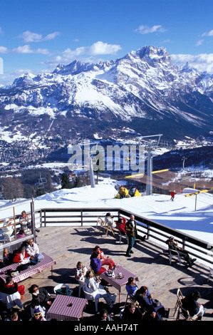 Rif Duca d Aosta Hut Tofana Cortina d Ampezzo Venezia Italia Foto Stock