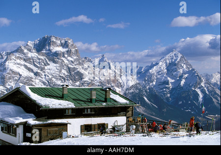 Rifugio rifugio Pomedes Tofane Cortina d Ampezzo dolomiti Veneto Italia Foto Stock