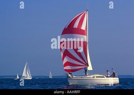 Yacht a vela in Bassin d Arcachon Francia JMH0703 Foto Stock