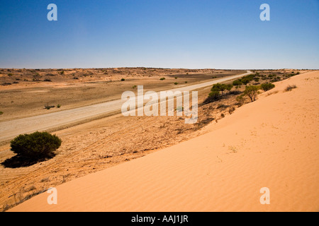 Dune di sabbia Strzelecki via Outback South Australia Australia Foto Stock