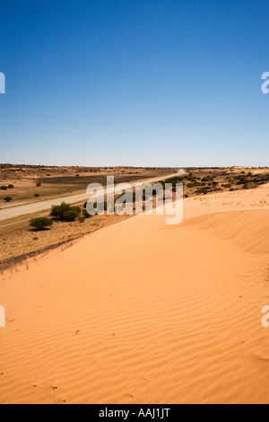 Dune di sabbia Strzelecki via Outback South Australia Australia Foto Stock