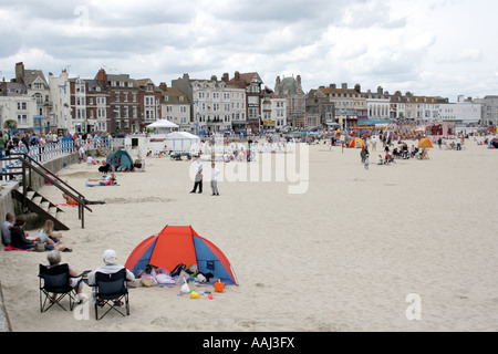 Weymouth sulla spiaggia la costa del Dorset nel Regno Unito. Foto Stock