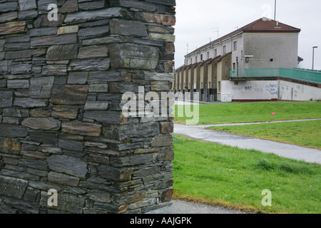 Alloggiamento a schiera nel Bogside station wagon, Londonderry, nella contea di Derry, Irlanda del Nord. Foto Stock