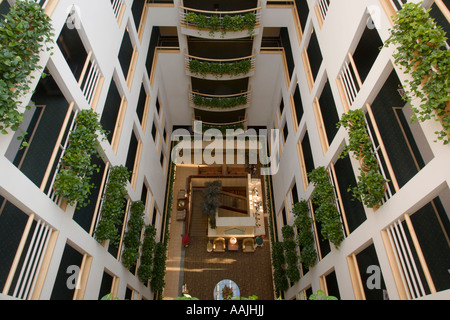 Vista dalla cima della hall dello Sheraton Hotel Columbia Maryland USA Foto Stock