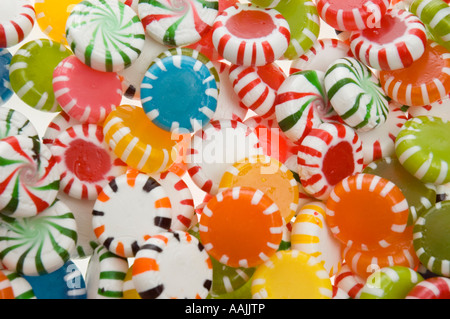 Angolo di alta vista di caramelle assortite, close-up Foto Stock
