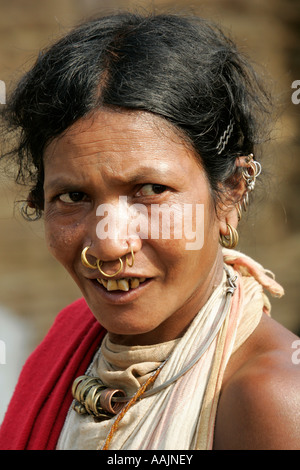 Donna al mercato a Bissamcuttack, Chatikona, Orissa, India Foto Stock