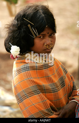 Donna al mercato a Bissamcuttack, Chatikona, Orissa, India Foto Stock