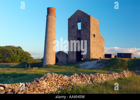 'Magpie mio' vecchia casa del motore e il camino a Sheldon nel Derbyshire "Gran Bretagna" Foto Stock