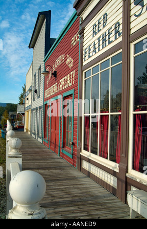 Passerella in legno, 3rd Ave., Dawson City, Yukon, Canada Foto Stock