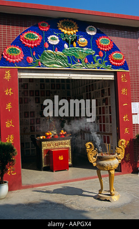 Santuario, Diecimila Buddha Monastero, Sha Tin, Nuovi Territori di Hong Kong, Cina Foto Stock