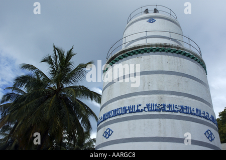 Maldive città di maschio il Munnaaru minareto cilindrico vicino Hukuru Miskiiy ex Moschea del Venerdì Foto Stock