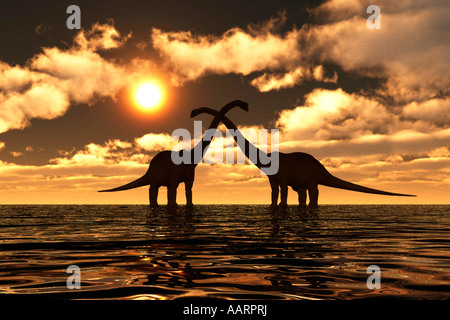 Una coppia di stagliano Diplodocus di raffreddamento nelle acque di un lago preistorico.All'alba di un nuovo giorno. Foto Stock