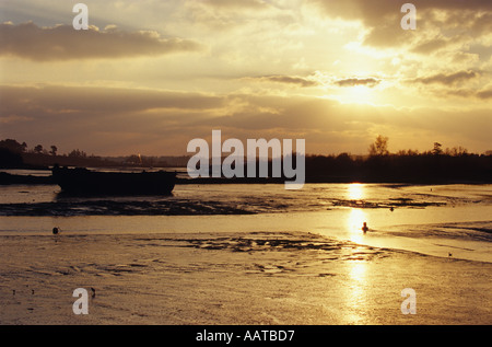 Al tramonto sul fiume Deben Foto Stock