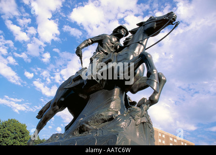 Elk271 3771 Missouri St Joseph Pony Express monumento 1940 da Herman un MacNeil Foto Stock