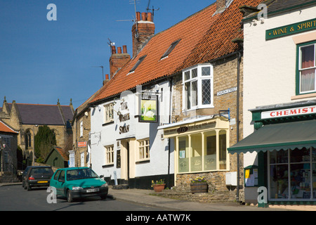 Church Street Kirkbymoorside North Yorkshire città mercato Foto Stock