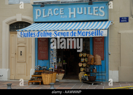 Olio d'oliva-store, Place aux Huiles, Panier, Marsiglia, Provence-Alpes-Côte d'Azur, in Francia Foto Stock