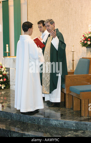 Miami Florida,Hialeah,Immacolata Concezione Chiesa cattolica,religione,credenza,fede,culto,Casa di Dio,ispanica Latino latino immigrato emigrano etnico Foto Stock