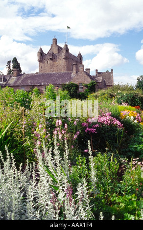 Cawdor Castle e giardini vicino a Nairn Invernesshire Scotland Europa Foto Stock