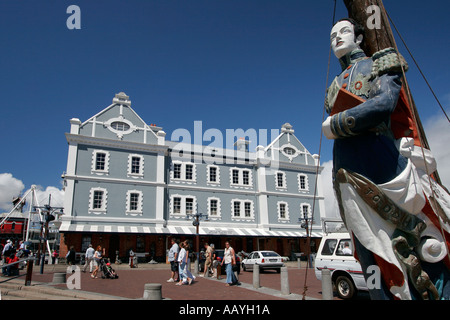 Sud Africa cape town Victoria Albert waterfront porto storico edificio per uffici capitani figurhead Foto Stock