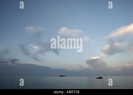 Cloudscape oltre il Lago Malawi Foto Stock