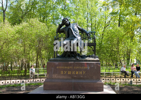 Monumento ad Alessandro Sergeevich Pushkin, Tsarskoe Selo, Pushkin, San Pietroburgo, Russia. Foto Stock