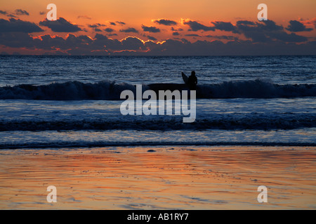 Tramonto a Southerndown Bay sulla South Glamorgan Heritage coast Foto Stock