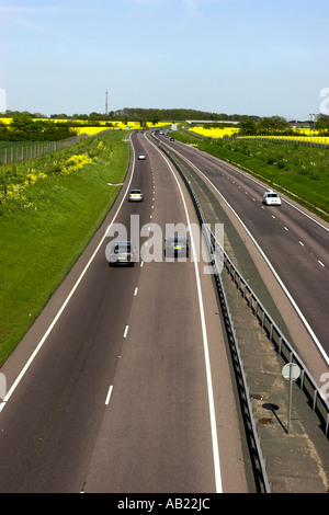 Velocizzazione del traffico sulla A120 vicino aeroporto di Stansted. Foto Stock