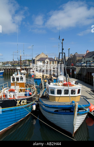 Dh Kirkwall harbor boat KIRKWALL ORKNEY barche da pesca a fianco di banchina Foto Stock