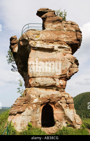 Burg Drachenfels castello vicino Busenberg Palatinato Dahn Germania Giugno 2007 Foto Stock