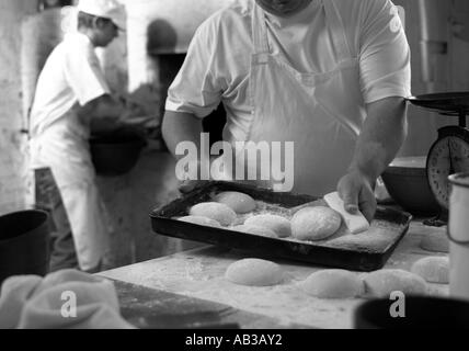 Il pane artigianale rendendo Foto Stock